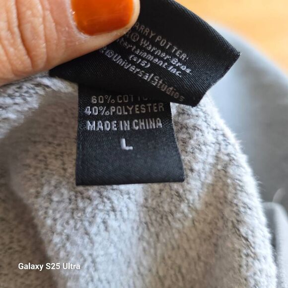 Harry potter mens Sz L gray gryffindor sweatshirt universal studios - Picture 7 of 7